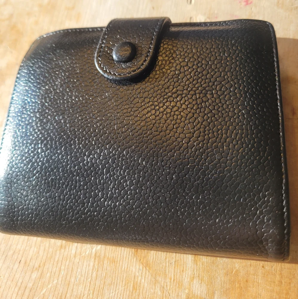 Chanel Caviar Bifold Wallet